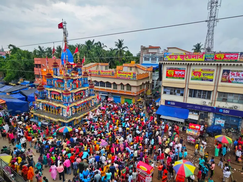 Festival Songkran Nouvel An thaïlandais avec bataille d'eau géante dans les rues de Bangkok